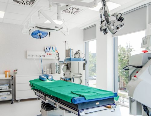 Stuburo išvarža: kada pakanka konservatyvaus gydymo, o kada reikia operacijos?